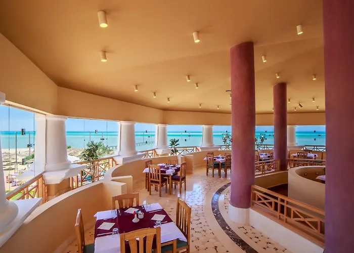 Üdülőközpont Royal Serviced 4*