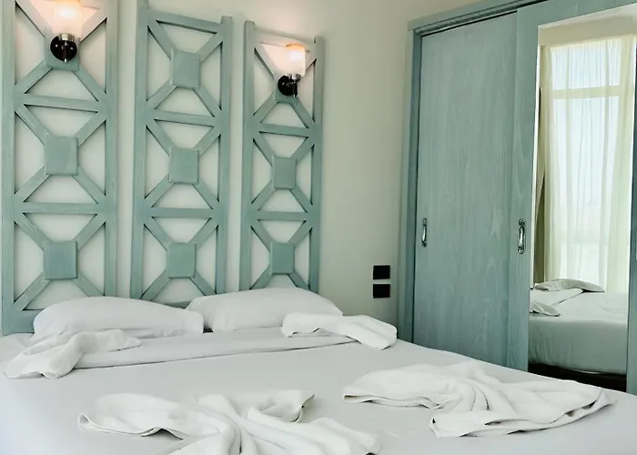 منتجع Royal Serviced 4*