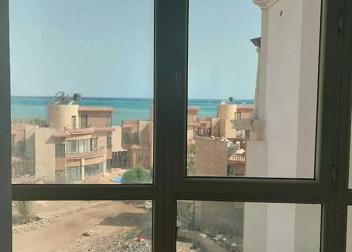 Royal Serviced 4*